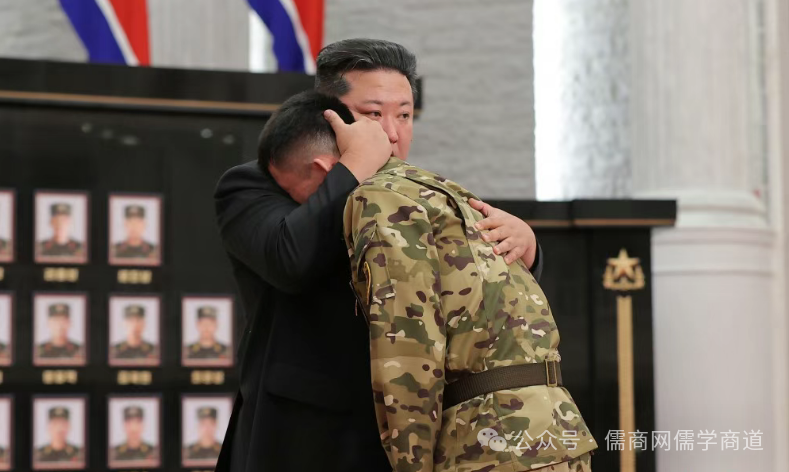 【20250830晚报】金正恩慰问烈属泪流满面;英防相再谈介入台海改口;女孩酒后从老板车上副驾驶坠落