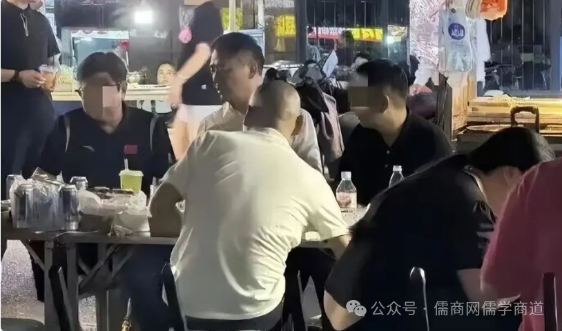 【20250830晚报】金正恩慰问烈属泪流满面;英防相再谈介入台海改口;女孩酒后从老板车上副驾驶坠落