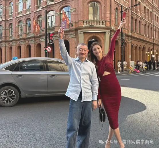 【20250831早报】美舰入侵巴拿马?港警内地休假被骗缅诈骗园;京城四少汪雨娶小18岁女模